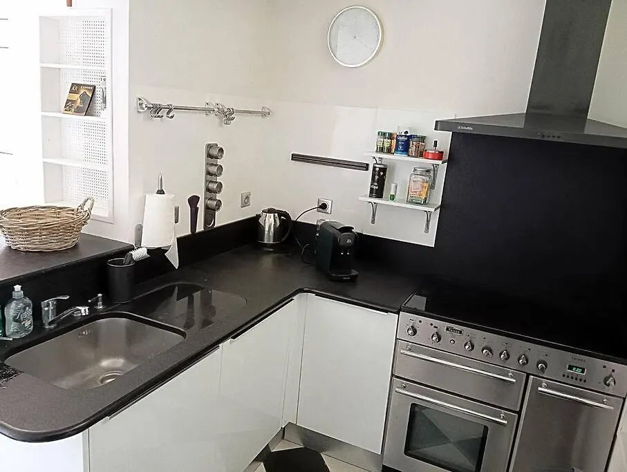 Appartement Lourdes Proche Sanctuaire Duplex 12 Voyageurs 150M2 Lit Bebe Et Balcon Fumeur En Exterieur