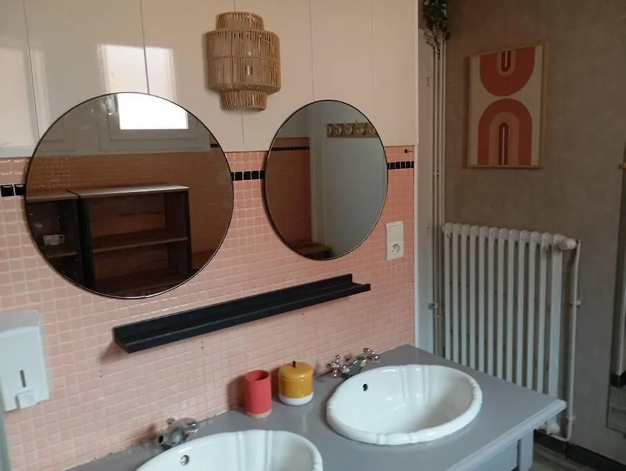 Appartement Lourdes Proche Sanctuaire Duplex 12 Voyageurs 150M2 Lit Bebe Et Balcon Fumeur En Exterieur