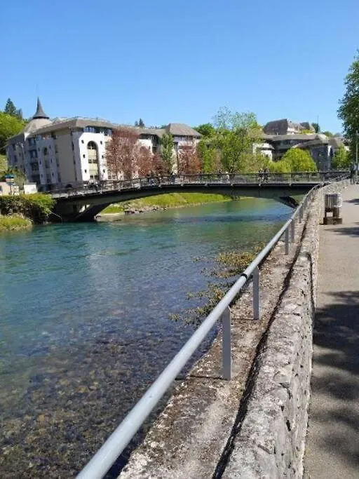 Appartement Lourdes Proche Sanctuaire Duplex 12 Voyageurs 150M2 Lit Bebe Et Balcon Fumeur En Exterieur